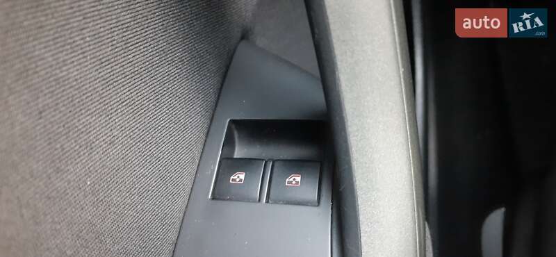 Універсал Opel Astra 2013 в Красилові