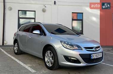 Универсал Opel Astra 2014 в 