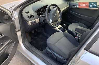 Универсал Opel Astra 2008 в Горохове