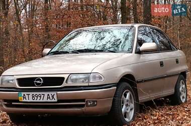 Седан Opel Astra 1997 в 