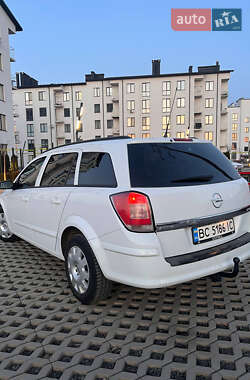 Универсал Opel Astra 2007 в Луцке