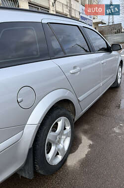 Универсал Opel Astra 2008 в 