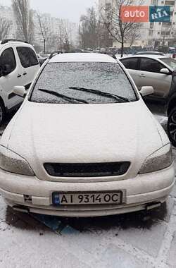 Хэтчбек Opel Astra 2003 в Киеве