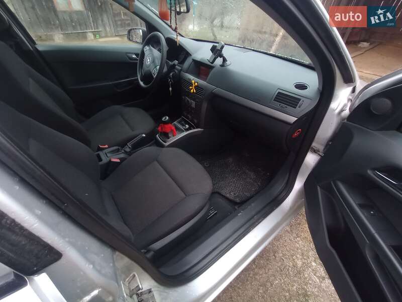 Універсал Opel Astra 2007 в Немирові