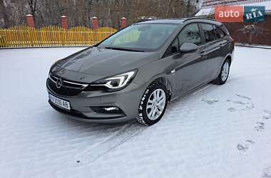 Універсал Opel Astra 2018 в Хмельницькому