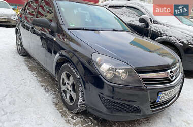 Хэтчбек Opel Astra 2009 в Сумах