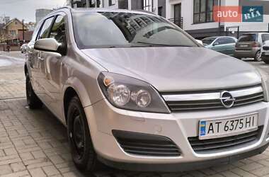 Универсал Opel Astra 2005 в Ивано-Франковске