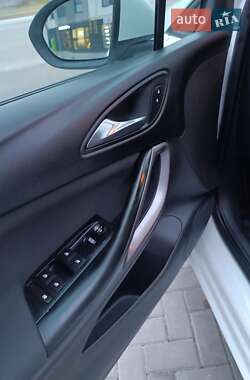 Универсал Opel Astra 2016 в 