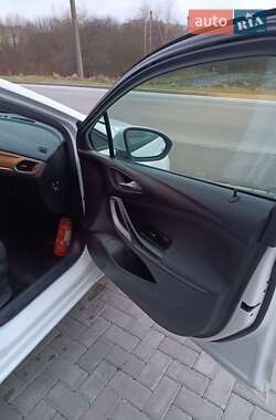 Универсал Opel Astra 2016 в 