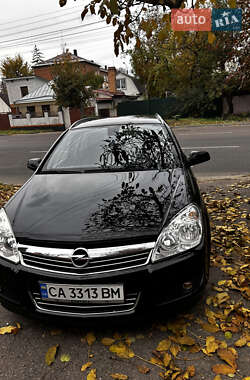 Универсал Opel Astra 2009 в Черкассах