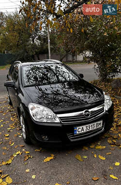 Универсал Opel Astra 2009 в Черкассах