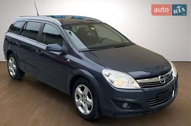 Универсал Opel Astra 2006 в 