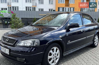 Хэтчбек Opel Astra 2003 в Тыврове