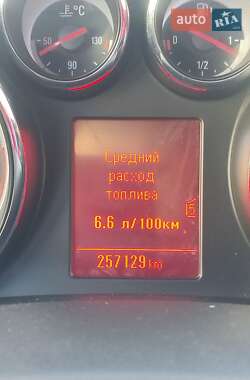 Универсал Opel Astra 2011 в Харькове