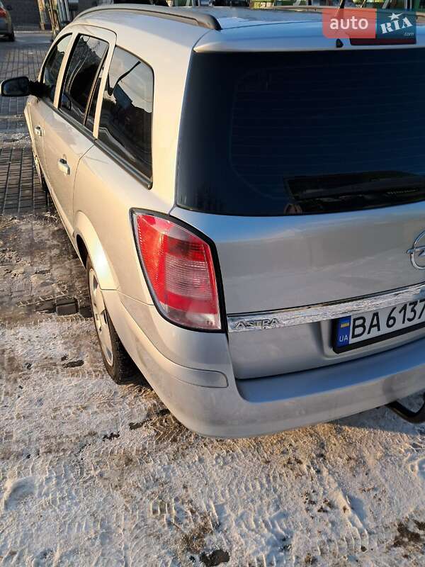 Универсал Opel Astra 2007 в Кропивницком