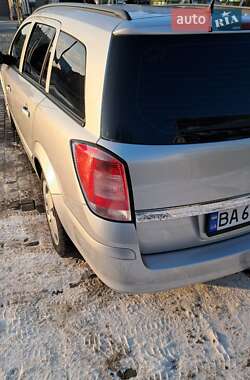 Универсал Opel Astra 2007 в 