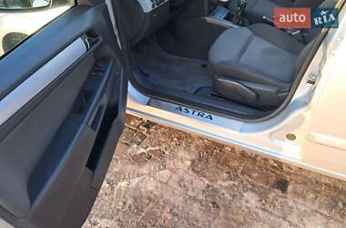 Универсал Opel Astra 2007 в 
