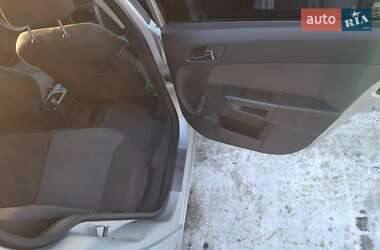 Универсал Opel Astra 2007 в 