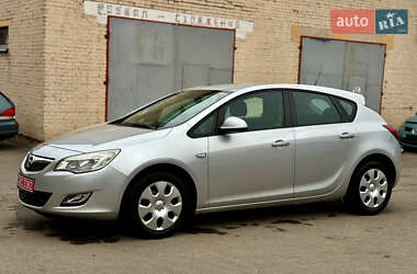 Хетчбек Opel Astra 2011 в Рівному