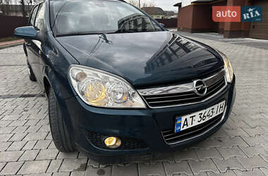 Универсал Opel Astra 2007 в Ивано-Франковске