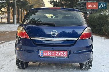 Хэтчбек Opel Astra 2009 в Умани