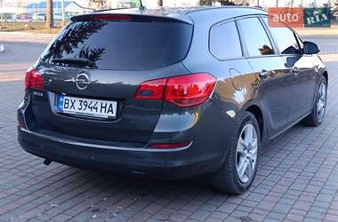 Универсал Opel Astra 2011 в 
