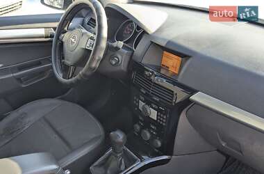 Универсал Opel Astra 2007 в Киеве