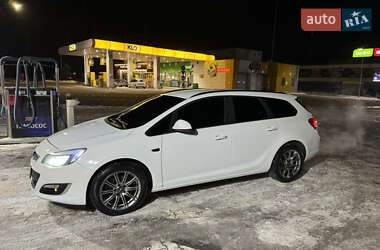 Универсал Opel Astra 2012 в Киеве