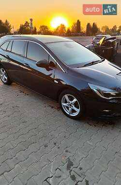 Универсал Opel Astra 2018 в 