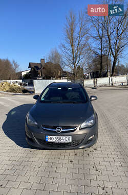 Универсал Opel Astra 2015 в 