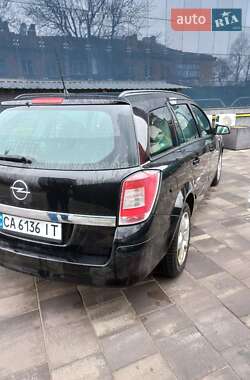 Универсал Opel Astra 2007 в 