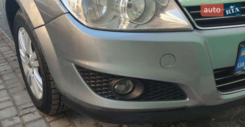 Универсал Opel Astra 2009 в Ивано-Франковске