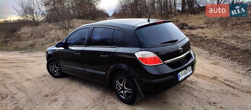 Хэтчбек Opel Astra 2006 в Броварах