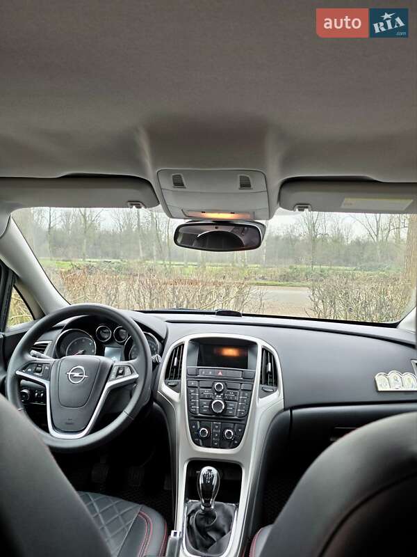 Хетчбек Opel Astra 2010 в Луцьку