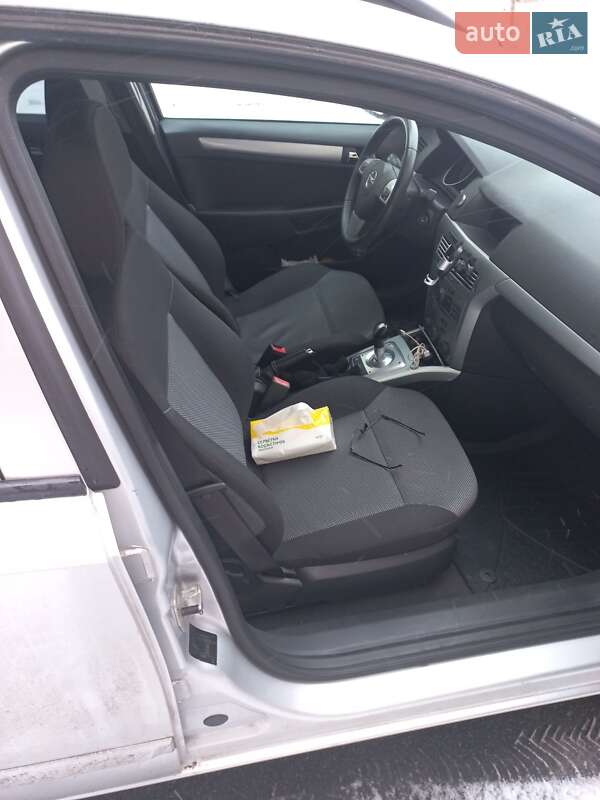 Универсал Opel Astra 2009 в Киеве