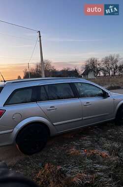 Универсал Opel Astra 2006 в 
