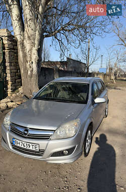 Универсал Opel Astra 2009 в Одессе