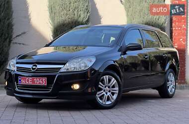 Универсал Opel Astra 2009 в Стрые