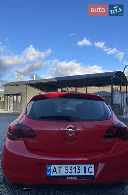 Хэтчбек Opel Astra 2010 в 