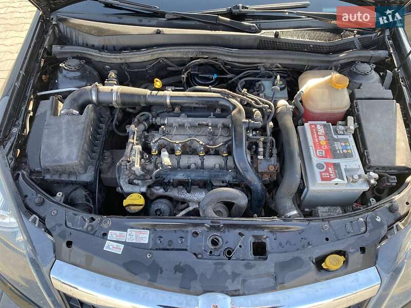 Хэтчбек Opel Astra 2007 в Львове