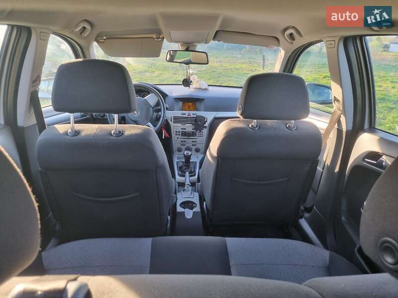 Хетчбек Opel Astra 2009 в Яворові