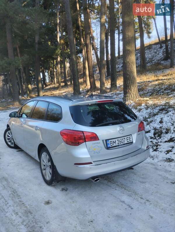 Opel Astra 2013
