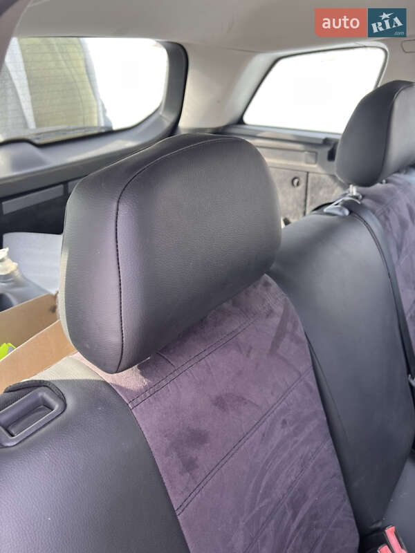 Универсал Opel Astra 2006 в Чутове