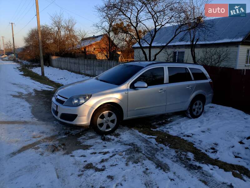 Универсал Opel Astra 2006 в Барановке
