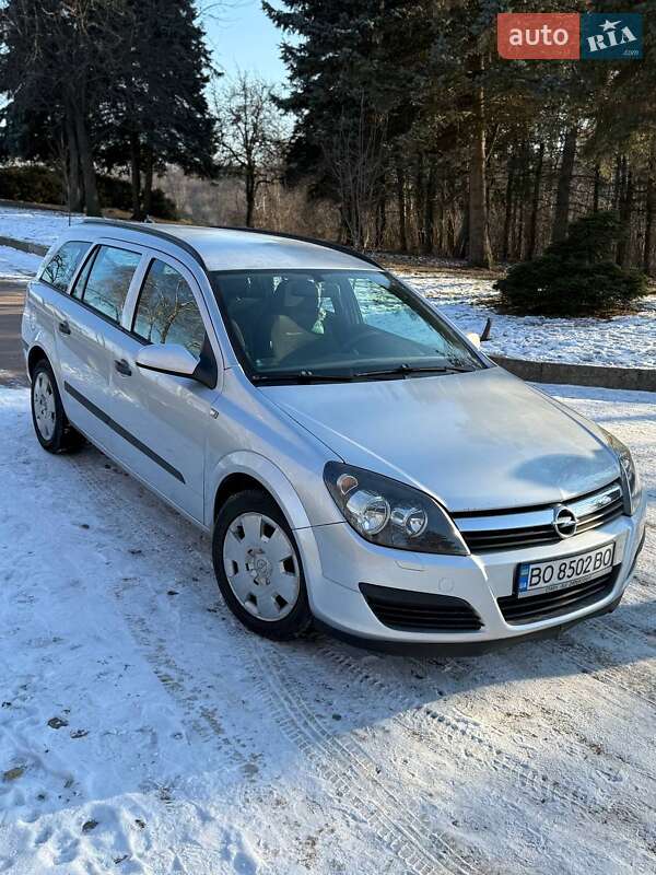 Универсал Opel Astra 2005 в 