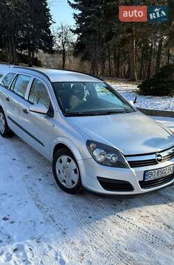 Универсал Opel Astra 2005 в 