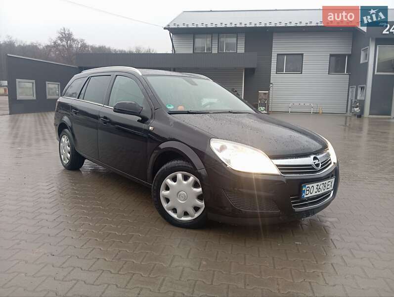 Универсал Opel Astra 2009 в 