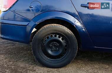 Универсал Opel Astra 2006 в 