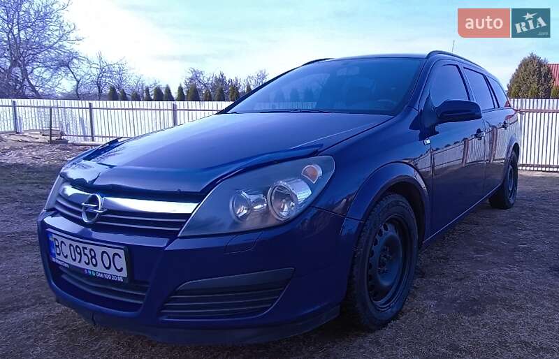 Универсал Opel Astra 2006 в Ивано-Франковске