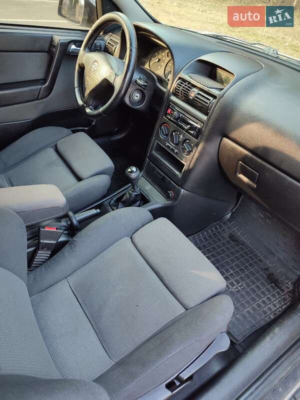 Седан Opel Astra 2007 в Киеве